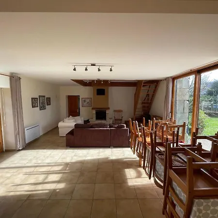 Holiday home Large Welcoming House Of 15 People